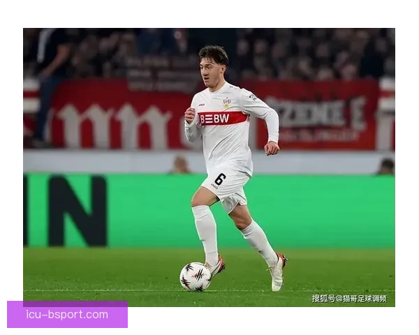 乌加特转会加盟曼联正式确认球员将为红魔中场注入新活力